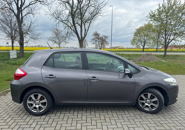 Toyota Auris cena 29900 przebieg: 162224, rok produkcji 2010 z Gniewkowo małe 326